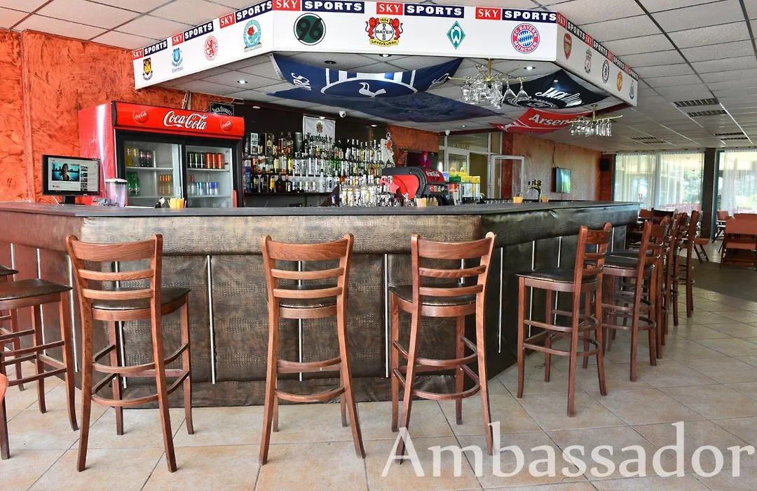 Hotel Ambassador - Free Parking-1